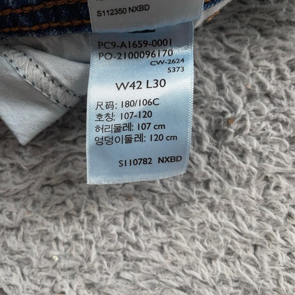 Levis Overalls Mens 42x30 Blue Denim Carpenter Bib Workwear Levi Strauss - Picture 11 of 12